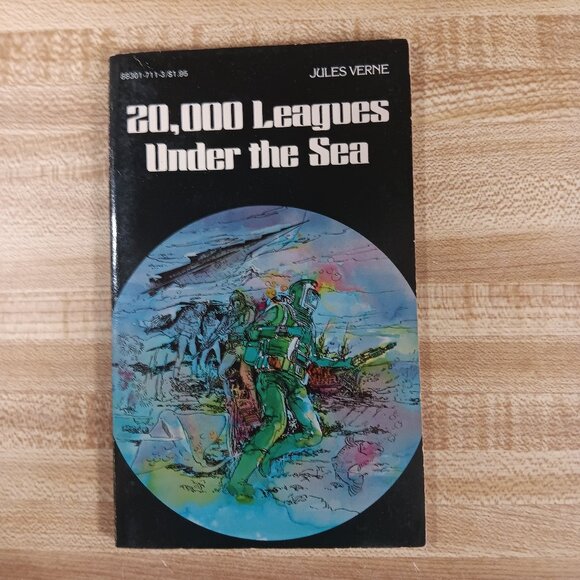 20000 Leagues Under the Sea Jules Verne 1984 B&W Pocket Classics Comic Paperback - Picture 1 of 7